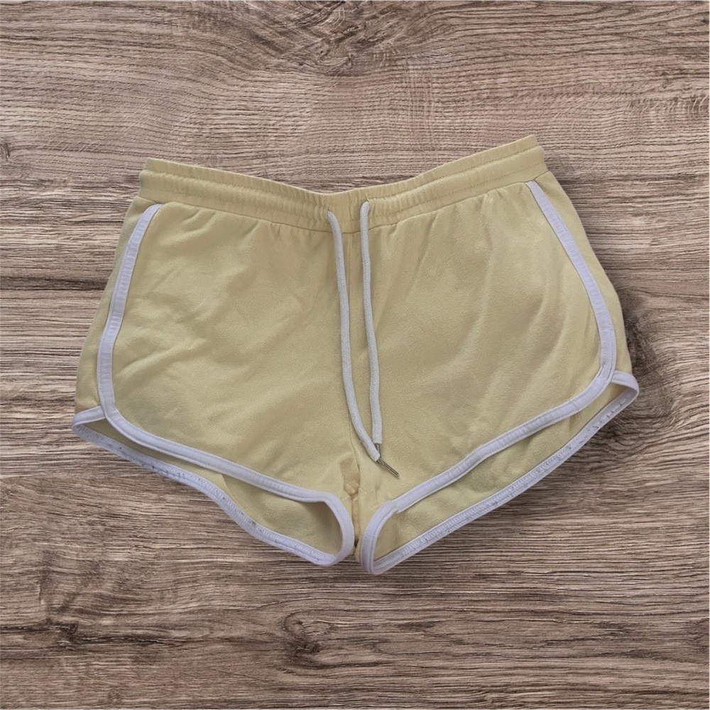 ⭐️Free with purchase Ardene shorts​​​​​​